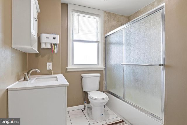 492 ELIZABETH ST, Highspire, PA 17034