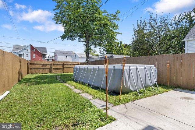 492 ELIZABETH ST, Highspire, PA 17034