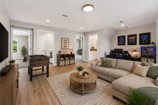 1192 MULTIFLORA LOOP, Lutz, FL 33558