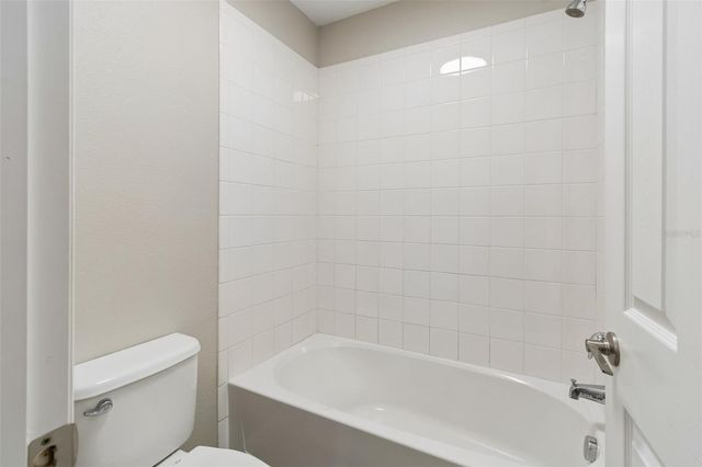 1192 MULTIFLORA LOOP, Lutz, FL 33558