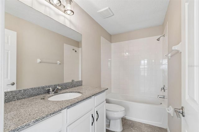 1192 MULTIFLORA LOOP, Lutz, FL 33558