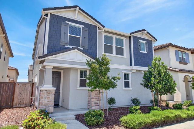 8254 Ocho Way, Elk Grove, CA 95757