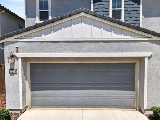 8254 Ocho Way, Elk Grove, CA 95757