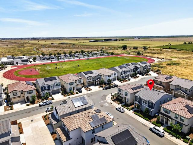 8254 Ocho Way, Elk Grove, CA 95757