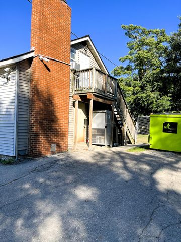 1215 W Oakley Park Road, Commerce Twp, MI 48390