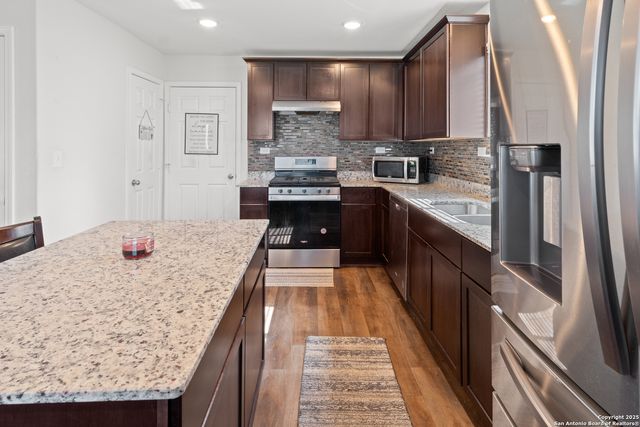 7353 Storms End, San Antonio, TX 78253