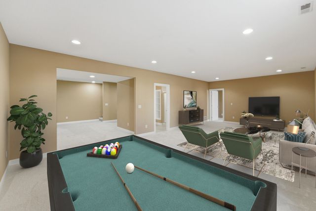 13007 Alpine Drive, Urbandale, IA 50323