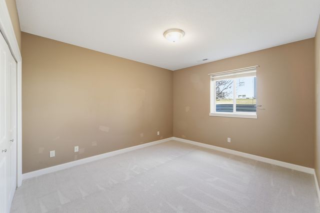 13007 Alpine Drive, Urbandale, IA 50323