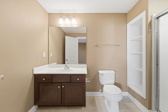 13007 Alpine Drive, Urbandale, IA 50323