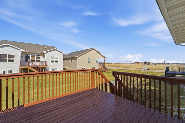 13007 Alpine Drive, Urbandale, IA 50323