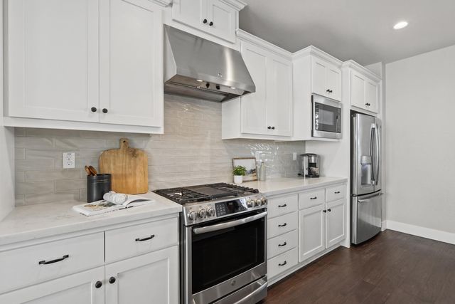 1006 Mint Chip Ln, Sacramento, CA 95814