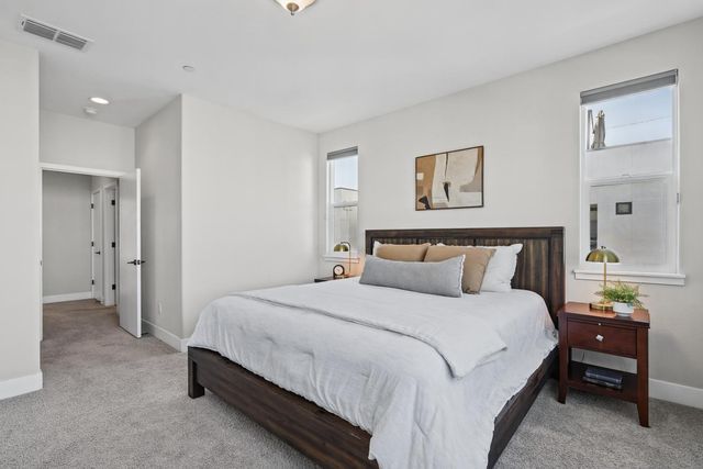 1006 Mint Chip Ln, Sacramento, CA 95814