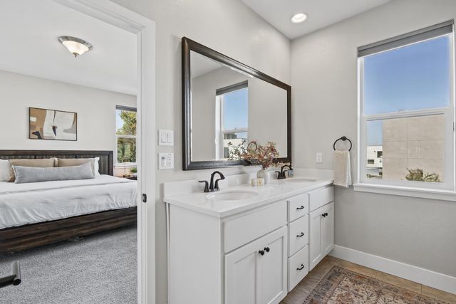 1006 Mint Chip Ln, Sacramento, CA 95814