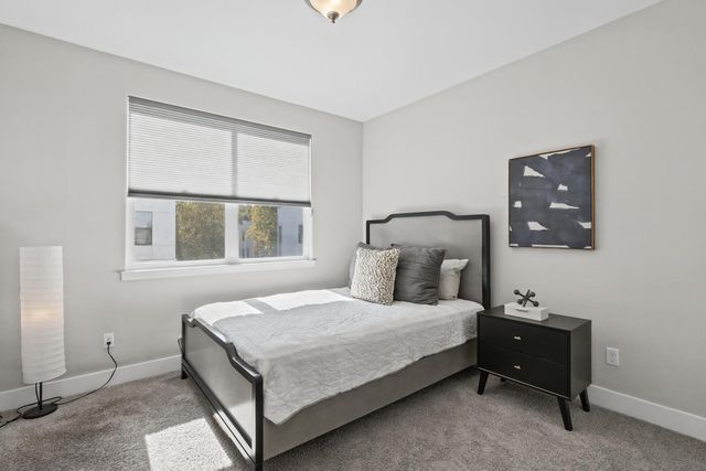 1006 Mint Chip Ln, Sacramento, CA 95814