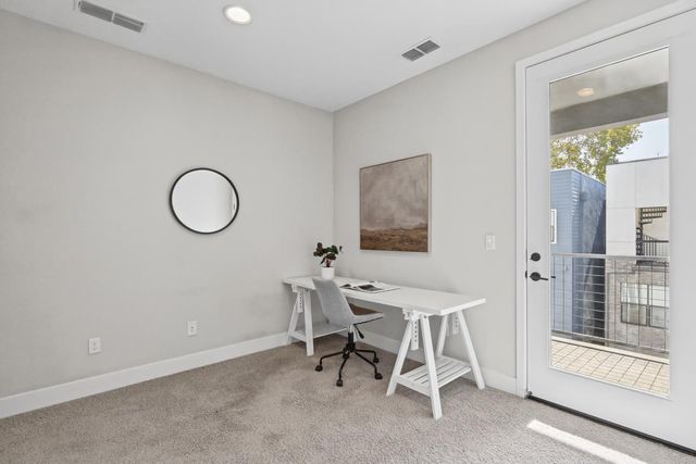 1006 Mint Chip Ln, Sacramento, CA 95814
