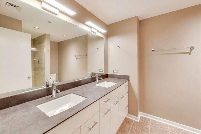 208 W Washington Street 1913, Chicago, IL 60606