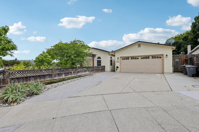 321 Via Loma, Morgan Hill, CA 95037
