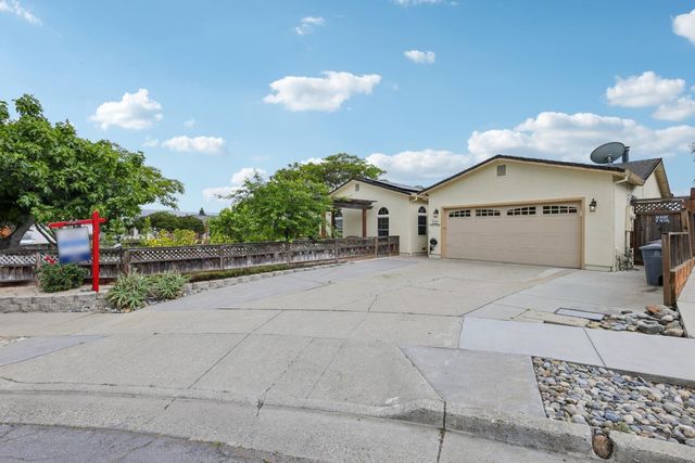 321 Via Loma, Morgan Hill, CA 95037