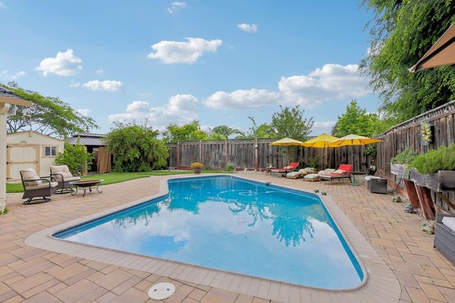 321 Via Loma, Morgan Hill, CA 95037