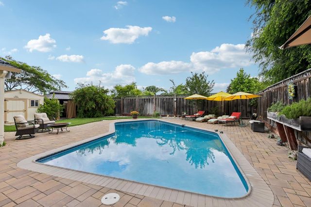 321 Via Loma, Morgan Hill, CA 95037