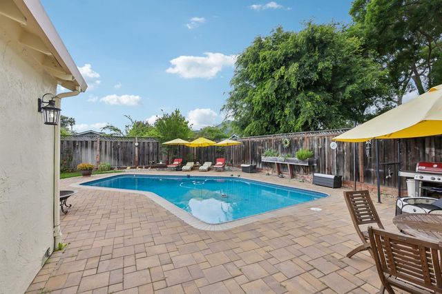 321 Via Loma, Morgan Hill, CA 95037