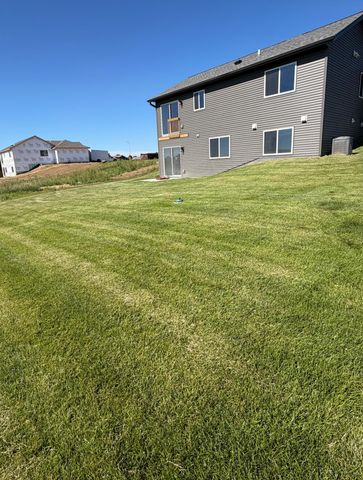 6222 Cody Place NW, Rochester, MN 55901