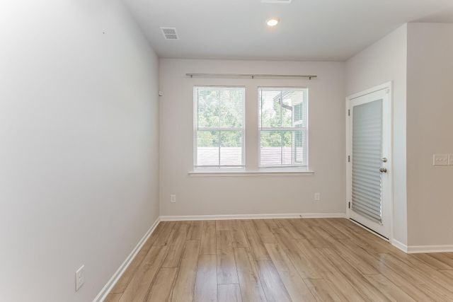 216 Red Bluff Street, Summerville, SC 29483