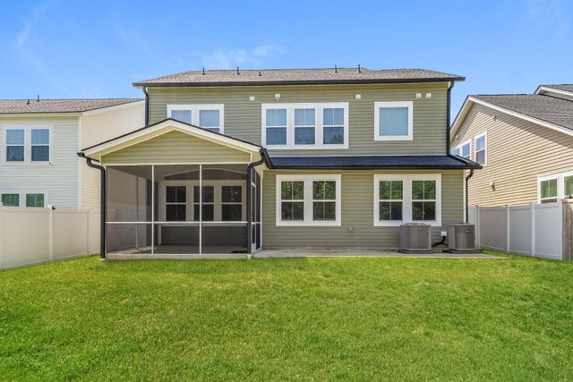 216 Red Bluff Street, Summerville, SC 29483