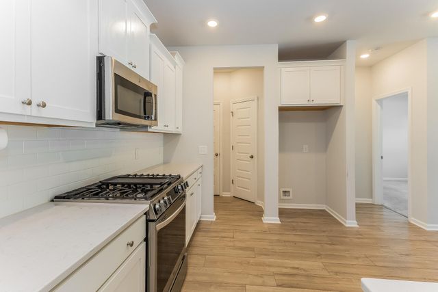 216 Red Bluff Street, Summerville, SC 29483