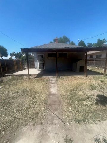 1130 W 16th St, Pueblo, CO 81003