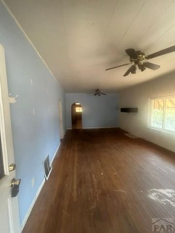 1130 W 16th St, Pueblo, CO 81003