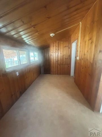 1130 W 16th St, Pueblo, CO 81003