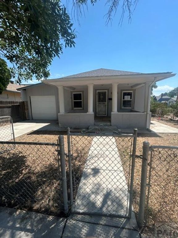 1130 W 16th St, Pueblo, CO 81003