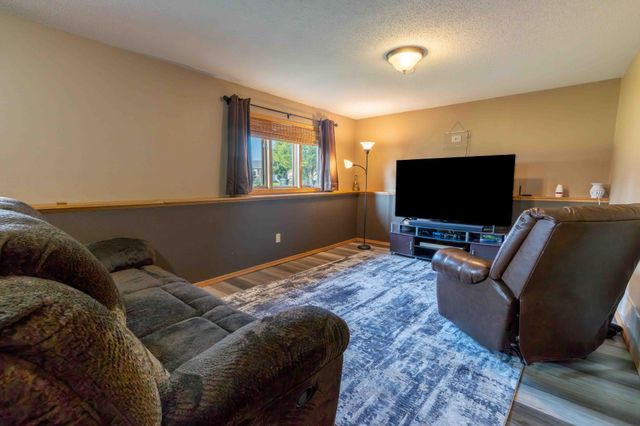 112 Parkside Street, Mankato, MN 56001