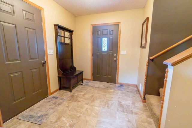 112 Parkside Street, Mankato, MN 56001