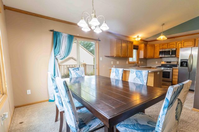 112 Parkside Street, Mankato, MN 56001