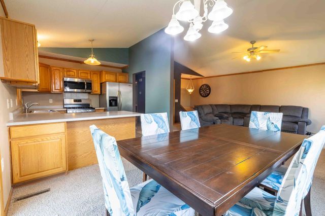 112 Parkside Street, Mankato, MN 56001