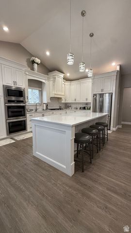 2200 E 1820 S, Naples, UT 84078