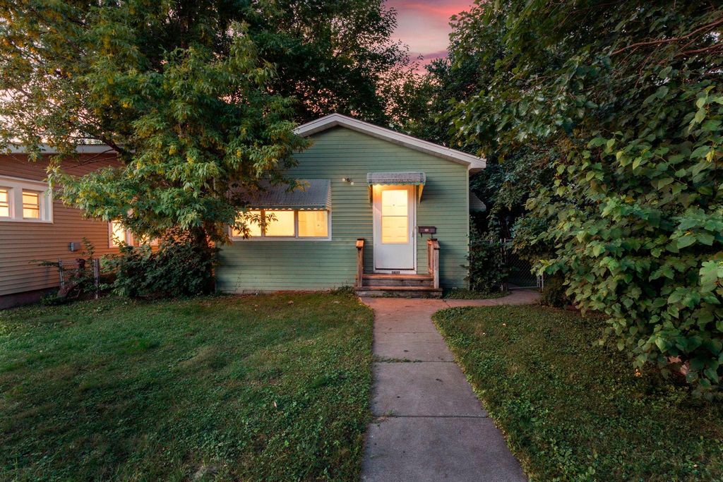 3822 Dupont Avenue N, Minneapolis, MN 55412