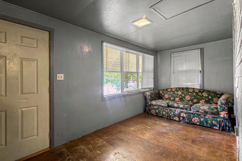 3822 Dupont Avenue N, Minneapolis, MN 55412 — photo 4