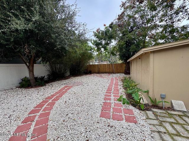 1631 THACKER Avenue, Jacksonville, FL 32207