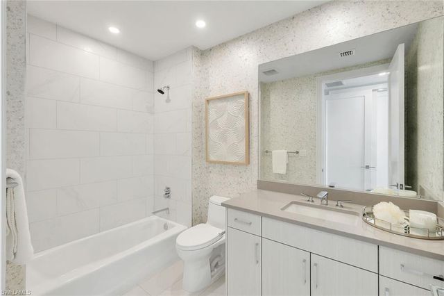 4991 Bonita Bay BLVD # 802, Bonita Springs, FL 34134