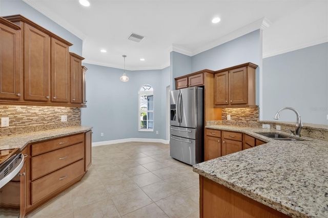 1586 LEMON LOOP, The Villages, FL 32163