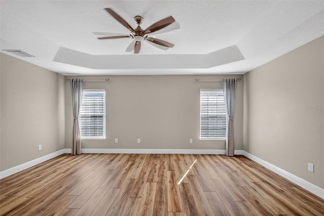 1586 LEMON LOOP, The Villages, FL 32163