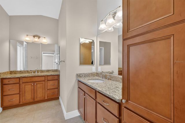 1586 LEMON LOOP, The Villages, FL 32163