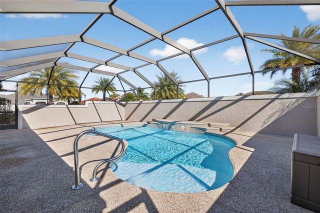 1586 LEMON LOOP, The Villages, FL 32163