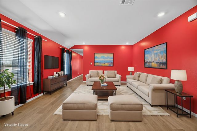 709 Chipper Trail, Lavon, TX 75166