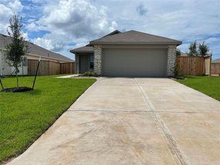 440 Jewett Meadow Drive, Magnolia, TX 77354