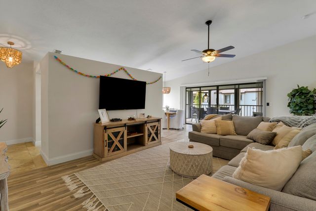 1102 Wingfoot Drive C, Jupiter, FL 33458