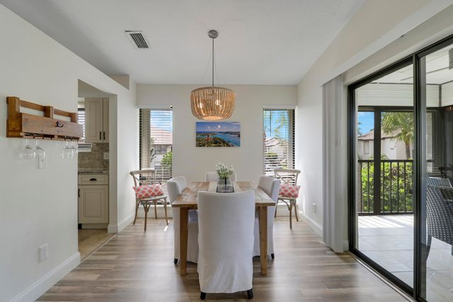 1102 Wingfoot Drive C, Jupiter, FL 33458